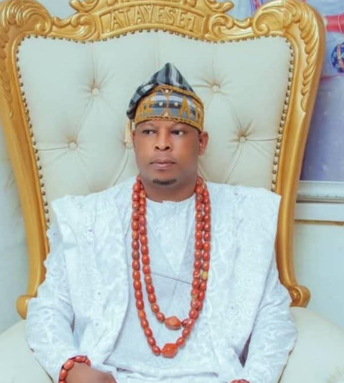 Aare Kola Alawe